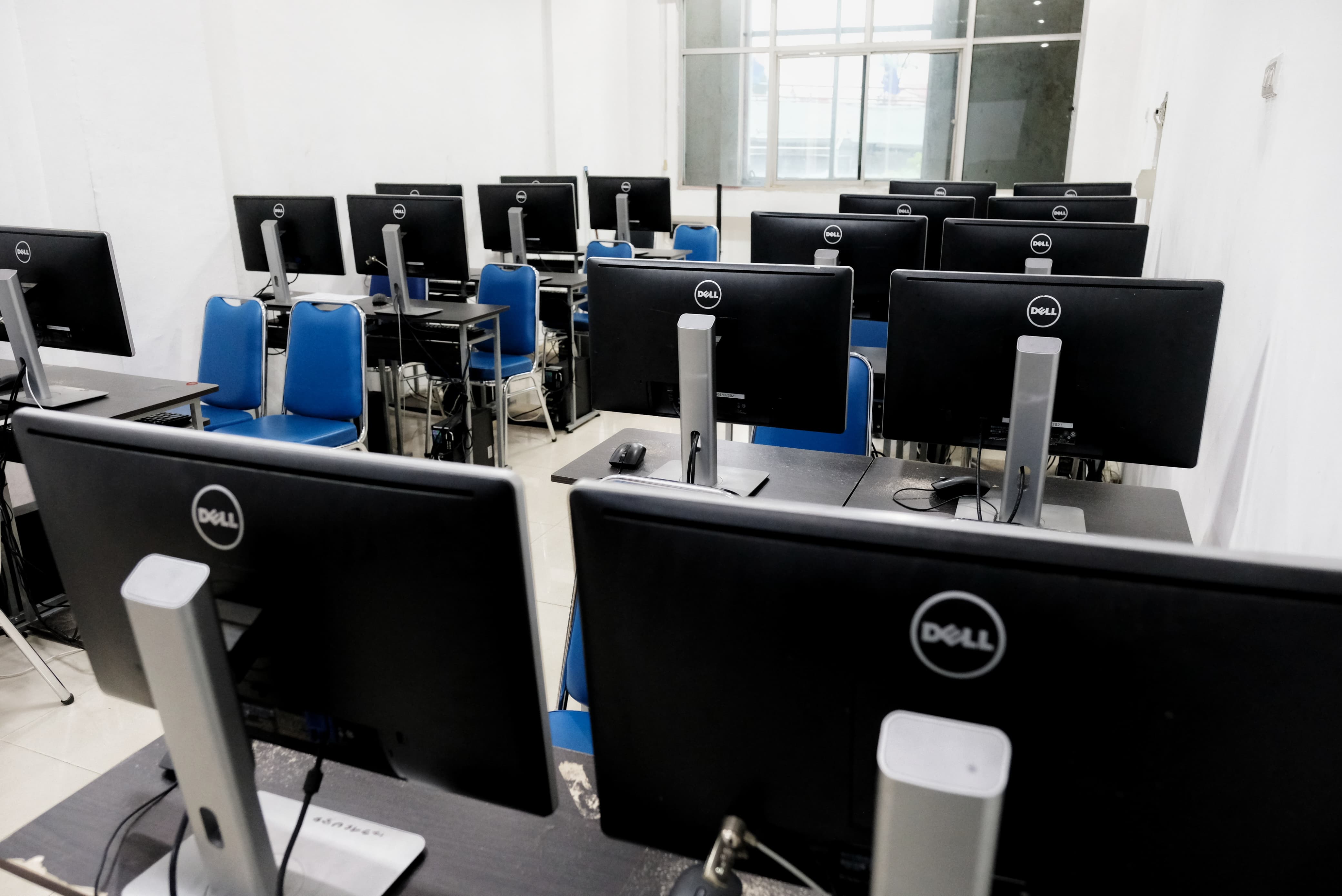 Laboratorium Komputer 2
